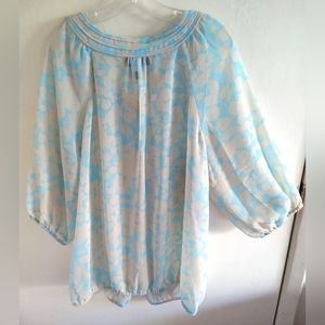 LANE BRYANT WOMEN'S/MISSES SIZE 18/20 BLUE & IVORY FLORAL PRINT SEMI-SHEER TOP